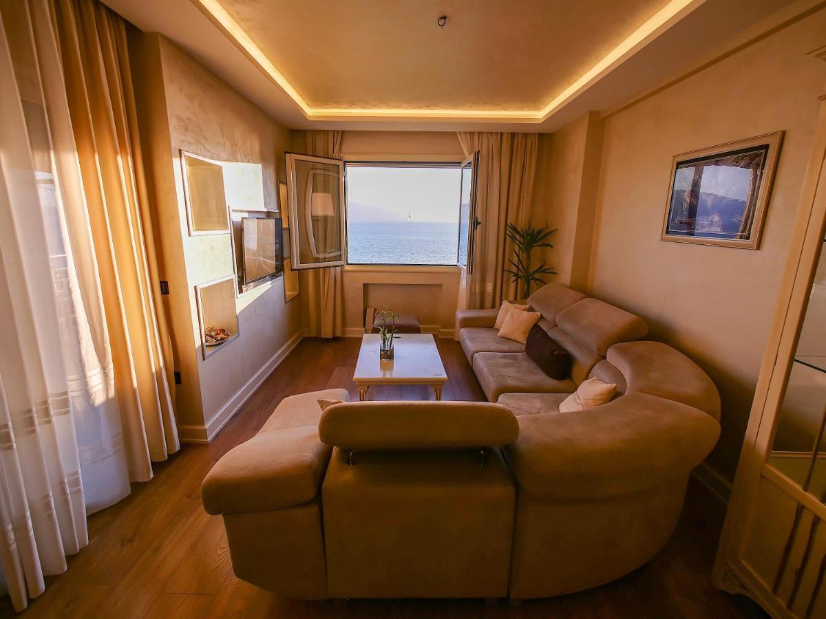 Sea Side Apartment Vlore Ngoại thất bức ảnh
