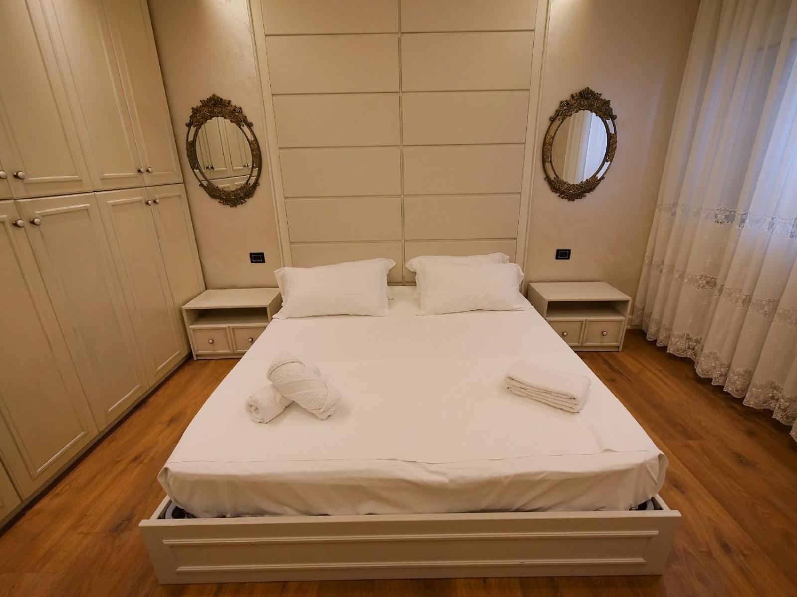Sea Side Apartment Vlore Ngoại thất bức ảnh